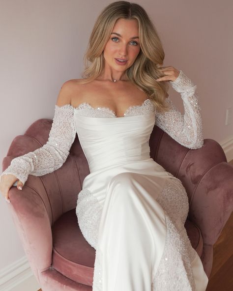 Baccara VS Envy 🤍 Which one is your number one? ✨ Both available at @natalierosebridal 💛 Model @cassandragrodd #evalendel #evalendelbride #weddingdress #weddingday #weddinggown #bridalfashion #bridalgown Eva Lendel Wedding Dresses, Elegant Formal Gowns, Wedding Dress Fall, Eva Lendel, Fall Wedding Hairstyles, Easy Dress Sewing Patterns, Semi Formal Wedding, Wedding Dress Ideas, Off Shoulder Wedding Dress