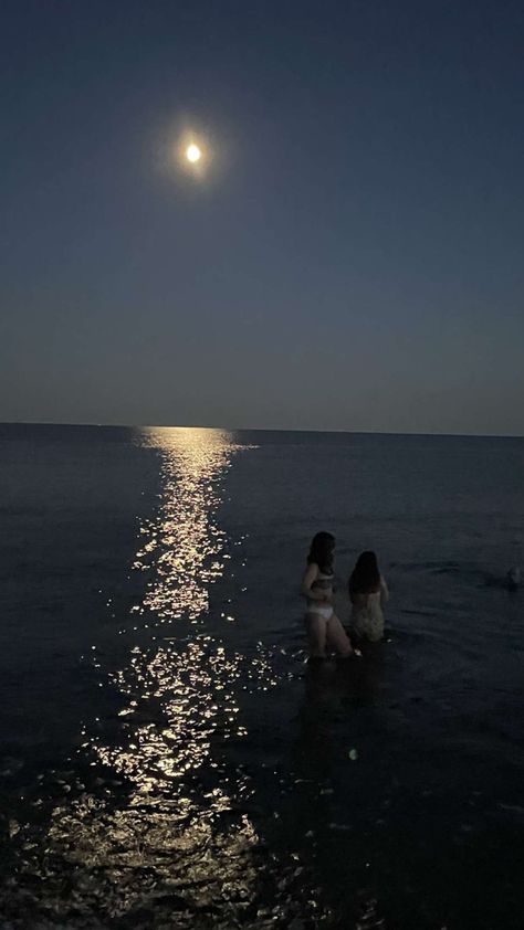 Reflection Aesthetic, Moonlight Reflection, Moon Sea, Night Swim, Aesthetic Moon, Ocean At Night, Dream Summer, Beach At Night, Beach Bonfire