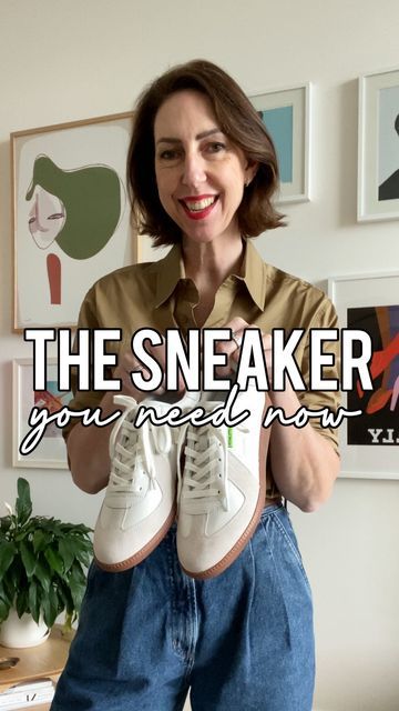 SALLY MACKINNON - Melbourne Stylist on Instagram: "I’ve found the perfect lifestyle sneaker update for your wardrobe 👟 and it’s by Australian label @rollienation The PACE is everything you want in a fashion sneaker: ☑️ STYLISH ☑️ COMFORTABLE ☑️ DURABLE ☑️ Did I say STYLISH? PACE comes in classic white/gum leather (as I’m wearing) white/green leather, a vegan leather option and black. These babies are in HOT 🔥 demand but don’t stress, they’ll be restocked in November if you miss out this time Perfect Lifestyle, September 28, Australian Fashion, Green Leather, In Hot, Classic White, White Green, Sneakers Fashion, Vegan Leather