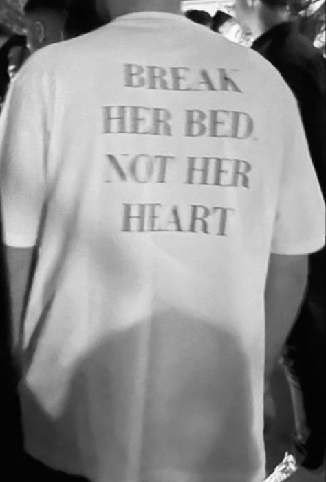 Quotes Pretty, Silly Shirt, Aesthetic Pretty, Man Style, Pretty Words, Quote Aesthetic, Pretty Quotes, Mood Pics, White Shirt