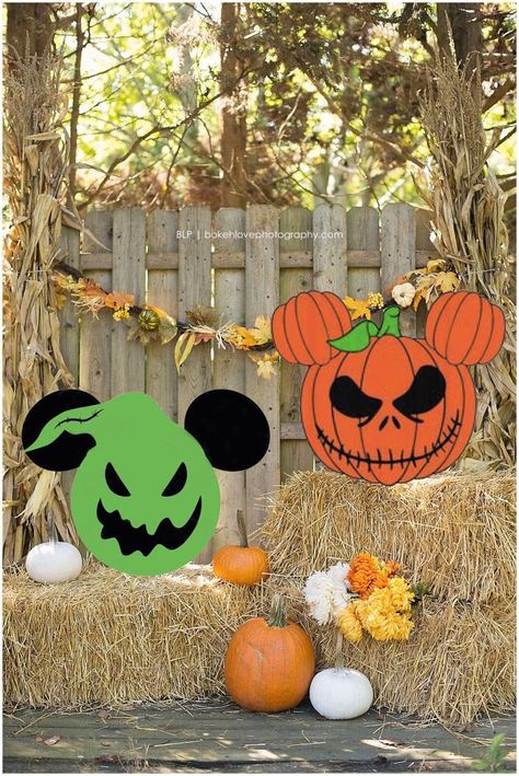 Oogie Boogie Halloween Decorations, Halloween Yard Cutouts, Oogie Boogie Pumpkin Painting, The Nightmare Before Christmas Decor, Jack And Oogie Boogie, Oogie Boogie Pumpkin, Nightmare Before Christmas Decor, Monster Wreath, Nightmare Before Christmas Pumpkin