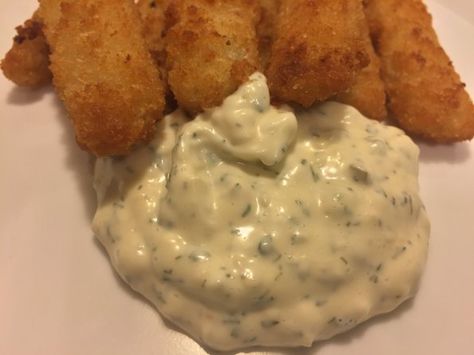 Home Made Tarter Sauce, Homemade Tartar Sauce Easy, Best Tartar Sauce Recipe, Make Tartar Sauce, Easy Tartar Sauce, Tartar Sauce Recipe, Sauce Tartare, Homemade Tartar Sauce, Dipping Sauces Recipes