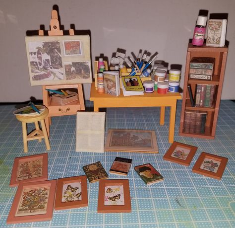 Miniature art studio kit.  From 'Ada's Art Studio' 1:24 scale. Miniature Art Studio, Dollhouse Furniture Tutorials, Fairy House Diy, Canvas Art Projects, Diy Doll Miniatures, Mini Doll House, Art Easel, Dollhouse Miniatures Diy, Art And Craft Videos