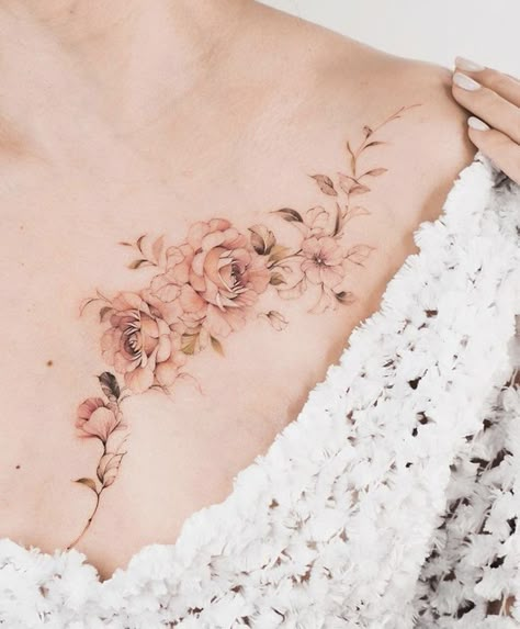 Minimal Color Floral Tattoo, Collarbone Tattoo Ideas, Wildflower Tattoos, Floral Watercolor Tattoo, Vintage Flower Tattoo, Watercolor Rose Tattoos, Colour Tattoos, Collarbone Tattoo, Mastectomy Tattoo