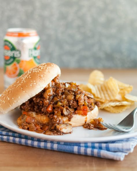 Recipe: Sloppy Joes — Weeknight Dinner Recipes from The Kitchn Lean Cuisine Recipes, Lean Cuisine, Sloppy Joes Recipe, Dinners To Make, Sloppy Joe, Weeknight Dinner Recipe, Sloppy Joes, Easy Weeknight Meals, Ground Beef Recipes