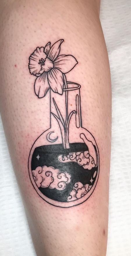 100 Meaningful Daffodil Tattoo Designs - Tattoo Me Now Tattoos Daffodil, Pot Tattoo, Flower In A Pot, Vase Tattoo, Child Drawing, Daffodil Tattoo, Tattoo Me, Daffodil Flower, Tattoos Ideas