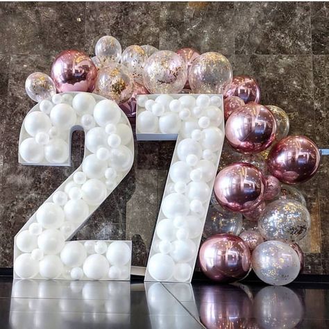 Organisation & Party Idea on Instagram: “♦️Tag Your Friends Who’d Love This! . Follow 👉 @partyorganisationidea for more party content! Via: @bellamyballoons  #partyconcept…” Balloon Mosaic Number, 27 Birthday Ideas, Birthday Cake For Women Elegant, 26 Birthday Cake, 3 Balloon, Shadow Box Template, Balloon Mosaic, Champagne Birthday, 18th Birthday Decorations