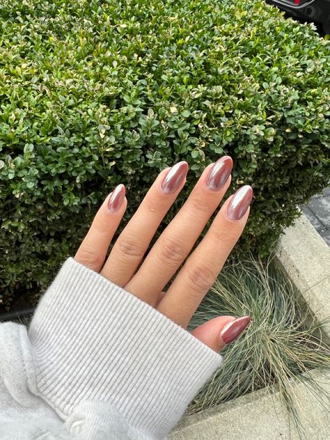 Burgundy Glazed Nails, Short Chrome Acrylic Nails, Cranberry Chrome Nails, Mauve Chrome Nails, Burgundy Chrome Nails, Nails Hard Gel, Glaze Nails, Pink Chrome Nails, Opi Nail Colors