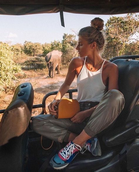 Leather Pants Summer Outfit, Africa Vacation Outfit, Caribe Cooler, African Safari Outfit, Safari Photoshoot, Trip Poses, Safari Outfit Women, Pants Summer Outfit, Africa Safari Clothes