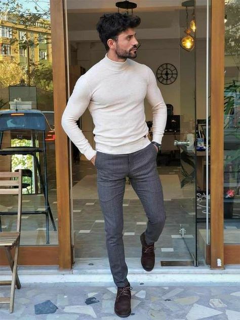 Turtle Neck Outfit Men Casual, Knitwear Editorial, Turtle Neck Outfit Men, Patterned Turtleneck, Turtle Neck Shirt, Classy Street Style, Stylish Mens Suits, Polo Shirt Outfits, Color Clothes