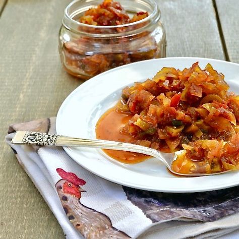 Red Tomato Chow Chow Recipe, Sheet Apple Pie, Green Tomato Chow Chow Recipe, Tomato Chow Chow, Pie For A Crowd, Apple Pie Pastry, Chow Chow Relish, Pickled Pepper Recipe, Chow Chow Recipe