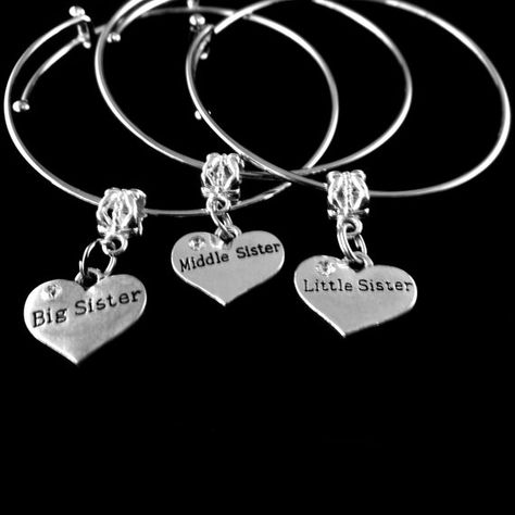 2 Sisters 1 Brother, Matching Sister Bracelets, Trio Bracelets, Sister Bracelets, Sisters Bracelet, Family Christmas Presents, The Three Sisters, Charmed Sisters, Bff Bracelets