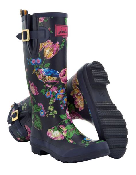 Forget childhood memories of floppy boots that you couldn't make cute no matter how hard you tried. These days, you have some serious options when it comes to footwear that will keep your toesies dry. Farm Rain Boots, Gum Boots, Casual Knee-high Rain Boots, Knee-high Waterproof Rain Boots For Winter, Floral Rain Boots, Rain Parka, Black Knee-high Rain Boots, Womens Rubber Boots, Wellies Rain Boots