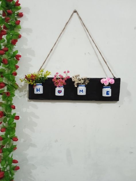 👉Beautiful wall hanging❤||wall hanging craft #diywallhanging#wallhanging#wastereuse#shorts#pintrest Wall Hanging Crafts With Paper, Diy Wall Hanging Crafts, Craft From Waste Material, Beautiful Wall Hanging, Hanging Diy, Hanging Craft, Lippan Art, Fabric Paint Designs, Paper Wall Hanging