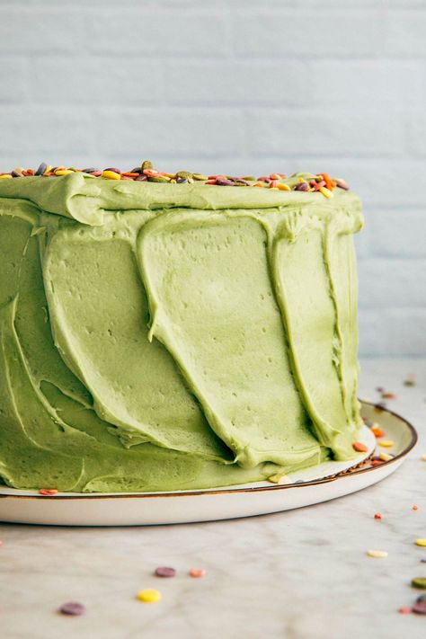 photo of the pistachio pudding layer cake showing the cake's frosted sides Pudding Layer Cake, Pistachio Pudding Cake, Rotating Cake Stand, Layer Cake Recipes, Pistachio Pudding, Cake With Cream Cheese Frosting, Pistachio Cake, Cream Cheese Eggs, Breakfast Sweets