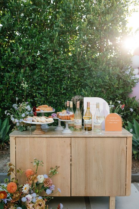 Backyard Baby Showers, Adult Party Decorations, Backyard Bridal Showers, Outdoor Bridal Showers, Garden Party Bridal Shower, Brunch Decor, Bridal Shower Inspo, Bridal Shower Brunch, Garden Party Wedding