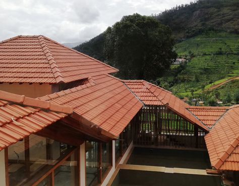 Hill Area House With Sloping Roofs Mangalore Tile Roof, Benny Kuriakose, 2 Story House Design, Small Cabin House, Balcony Glass Design, Cottage House Designs, Modern Bungalow House Design, Sloping Roof, House Roof Design