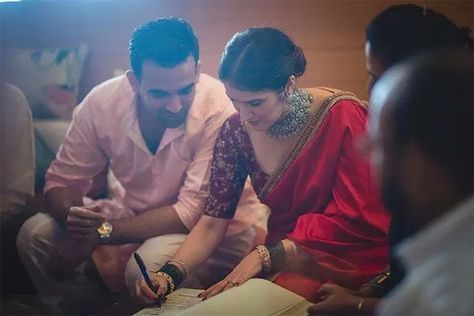 Sagarika Ghatge, Zaheer Khan, Mehendi Photography, Court Marriage, Marriage Registration, Wedding Photography Bridal Party, Wedding Photography Checklist, Marriage Photography, Marriage Photos