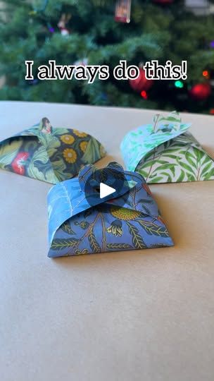 Diy Holiday Treats, Beautiful Napkin Folding, Christmas Present Wrap, Adjustable Drawer, Gift Wrapping Diy, Creative Gift Wraps, Applique Tutorial, Gift Wrap Tags, Origami Box