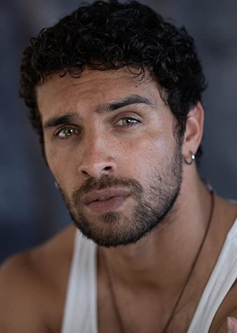 Brazilian Men, Character Inspiration Male, Beard Model, Male Makeup, Face Reference, Model Face, Curly Hair Men, Human Face, Interesting Faces