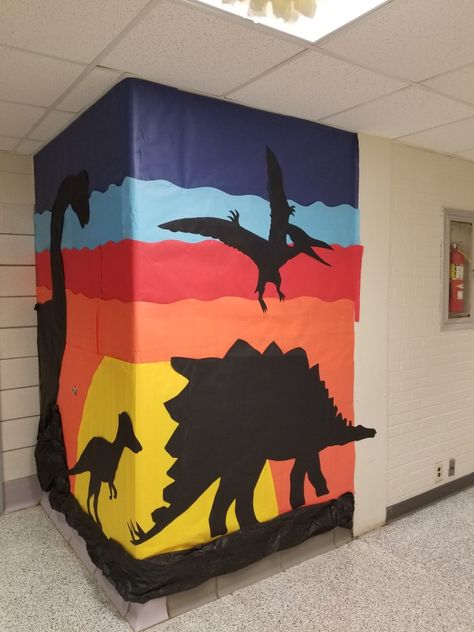 Dinosaur Decorating Ideas, Dinosaur Mural Painting, Dinosaurs Classroom Decorations, Dinosaur Themed Classroom Decorations, Jurassic Park Classroom Door, Dinosaur Party Decorations Diy, Dinosaur Vacation Bible School, Jurassic Park Bulletin Board, Jurassic Park Classroom Theme