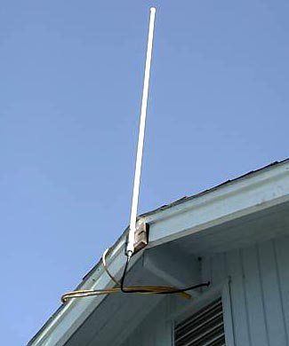 A simple and inexpensive, but also well designed and well placed external antenna will massively enhance the range you can send and receive radio signals. Gmrs Radio, Cell Phone Antenna, Cell Phone Booster, Ham Radio Antenna, Cell Phone Service, Cb Radios, Two-way Radios, Cb Radio, Radio Antenna