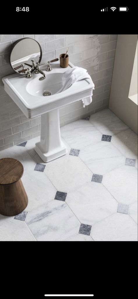 Classic Bathroom Flooring, Classic Tile Flooring, French Bathroom Floor, Checkered Marble Floor Bathroom, Marble Checkered Floor Bathroom, Checkered Tile Bathroom, Checkerboard Bathroom Floor, Checkered Floor Bathroom, Checkered Bathroom Floor