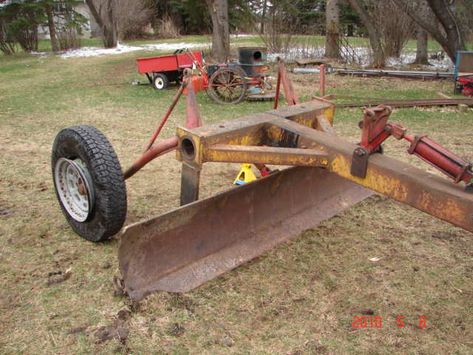 Compact Tractor Attachments, Garden Tractor Attachments, Atv Implements, Garden Tool Holder, Tractor Idea, Garden Tool Organization, Tractor Accessories, Tractor Implements, Tractor Attachments