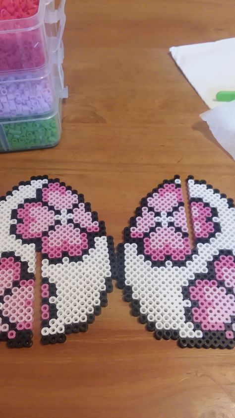 Perler bead easter egg Perler Bead Easter, Bead Color Patterns, Bead Jewelry Ideas, Perler Bead Designs, Perler Beads Ideas, Handcrafted Beaded Jewelry, Perler Creations, Pearl Beads Pattern, 3d Perler Bead