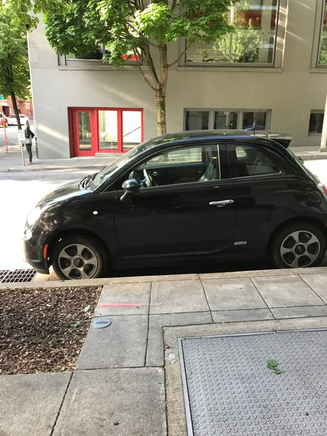 Black Fiat 500, Fiat 500 Black, Fiat 500 Sport, Fiat 500c, Car Low, Fiat Cars, Tiny Cars, First Cars, Fiat 600