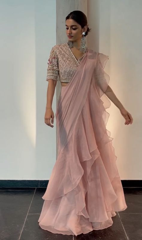 Frill Sari Design, Indowestern Saree Outfits, Frill Saree Style, Indo Western Party Wear Women, Frill Blouse Designs, Fancy Saree Blouse Design, Ruffle Saree Designs, Frill Lehenga, Frill Saree