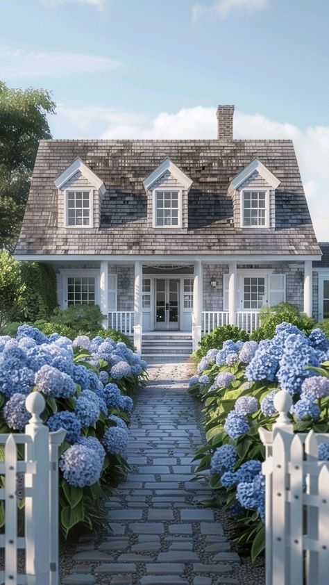 Coastal House Front Yard, Beach House With Hydrangeas, Cottage With Hydrangeas, Landscape Ideas Front Yard Hydrangeas, Coastal Cottage Front Yard, Blue Hydrangea Garden Front Yard, Hydrangea House Exterior, Cape Cod Cottage Aesthetic, Cape Cod House Hydrangeas