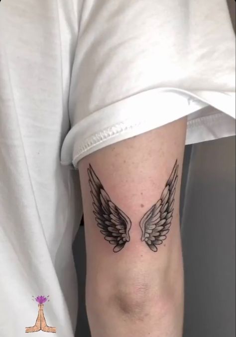 Greek Wings Tattoo, Angel Wings Tattoo Elbow, Small Wing Tattoo Men, Wings Elbow Tattoo, Hiphop Tattoo Ideas, Elegant Tattoos Men, Above Elbow Tattoo, Tricep Tattoos, Wing Tattoo Men