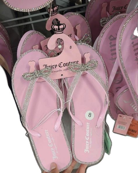 Expensive Heels, Juicy Couture Clothes, Shoes Aesthetic, Pretty Sandals, Juicy Couture Shoes, Couture Shoes, Pink Girly Things, Girly Shoes, Aesthetic Shoes