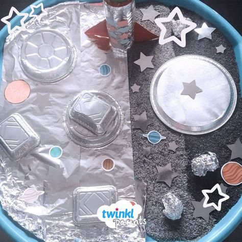 Outer Space Crafts, Messy Play Activities, Space Activities For Kids, Space Crafts For Kids, Rainy Day Activities For Kids, Eyfs Activities, Moon Crafts, Nursery Activities, Space Activities