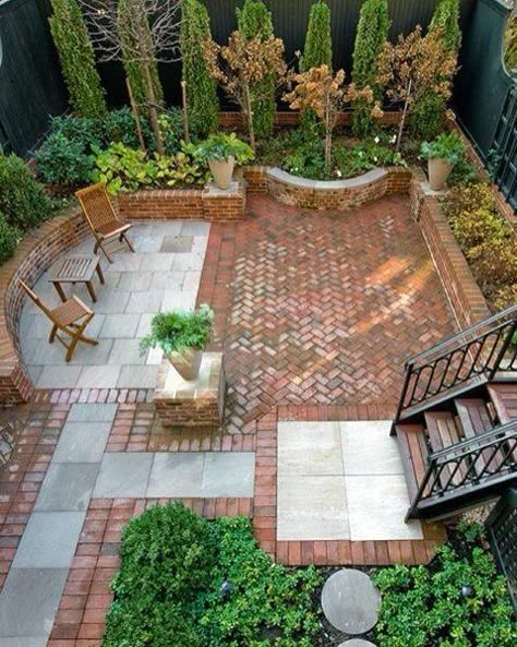 Patio House Ideas, Stone Patio Designs, Patio Remodel, Brick Pavers, Brick Patios, Landscape Plans, Small Backyard Patio, Paver Patio, Budget Backyard