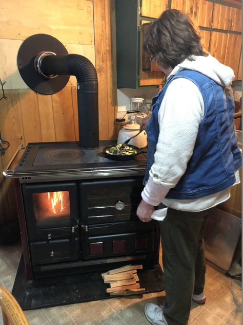 Cooking Wood Burning Stove, Floating Wood Stove, Cooking Wood Stove, Wood Burning Cooking Stove, Wood Fire Cooking Stove, Wood Stove For Sale, Wood Cooking Stove, Gas Wood Stove, Homesteading Kitchen