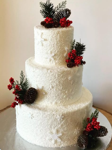 100 Winter Wedding Cake Ideas You Have To See (2024) Winter Themed Wedding Cakes, Winter Wedding Cakes Elegant, Xmas Wedding Cake, Trending Wedding Cakes, Wedding Cake Christmas, Winter Wedding Cake Ideas, Wedding Cake Winter, Christmas Ceremony, Winter Wedding Food