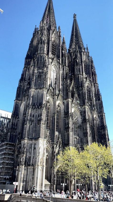 Me As A Place, Koln Cathedral, Goth Architecture, Gothic Style Architecture, Germany Architecture, Germany Cologne, Castle In Germany, German Architecture, Gothic Buildings