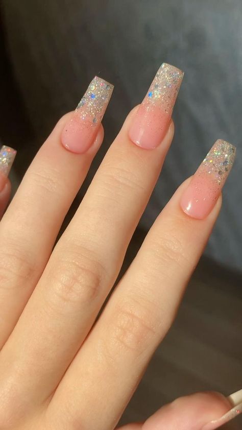 Winter Nails Acrylic, Homecoming Nails Acrylic, Acrylic Nails Coffin Short, Sparkly Nails, Pink Acrylic Nails, Homecoming Nails, Square Acrylic Nails, Prom Nails, Pretty Acrylic Nails