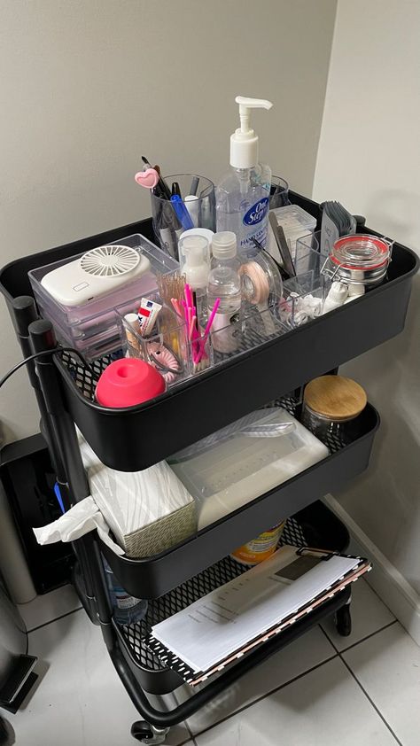 Lash Tech Cart Set Up, At Home Lash Studio, Home Lash Room, Lash Cart Ideas, Lash Cart Set Up, Home Lash Studio, Beauty Salon At Home, Lash Cart, Lash Room Decor Ideas