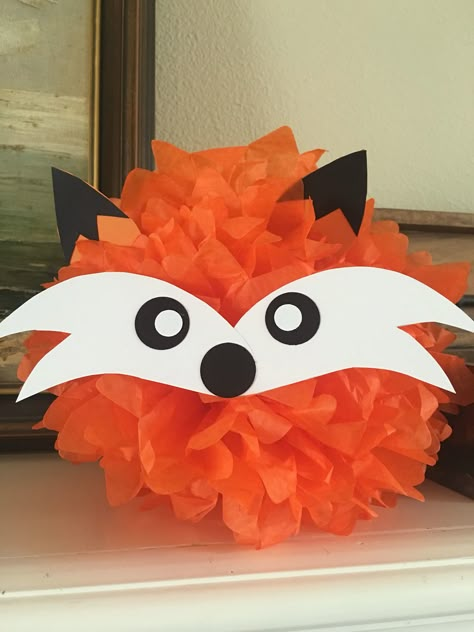 Fox Party Decorations, Fox Themed Birthday Party, Fox Party Ideas, Fox Birthday Decorations, Fox Bday Party, Fox Party Games Kids, Fox Themed Baby Shower Boy, Fox Baby Shower Theme, Baby Boy Shower Fox