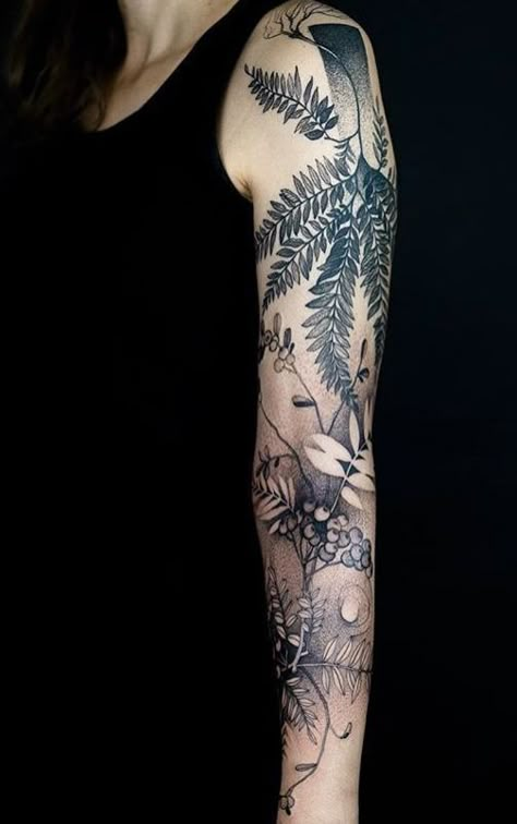 Womens Forest Sleeve Tattoo, Dzo Lama Tattoo, Fern Sleeve Tattoo, Fern Tattoo Sleeve, Dzo Lama, Tattoo Main, Jagua Tattoo, Fern Tattoo, Kunst Tattoos