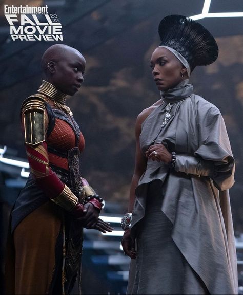 Shuri Black Panther, Film Black Panther, Panther Costume, Dora Milaje, Black Panther Costume, Black Panther Wakanda Forever, Black Panther Wakanda, Letitia Wright, Angela Bassett