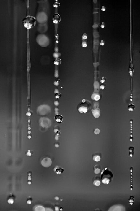 Cloud tears Smell Of Rain, I Love Rain, Drops Of Water, Love Rain, No Rain, Foto Art, White Picture, Water Droplets, Dancing In The Rain