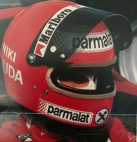 Helmet Decals, Helmet Drawing, World Trade Center Nyc, Retro Helmet, Niki Lauda, Vintage Helmet, Inspiration Images, Formula Uno, Retro Motorcycle