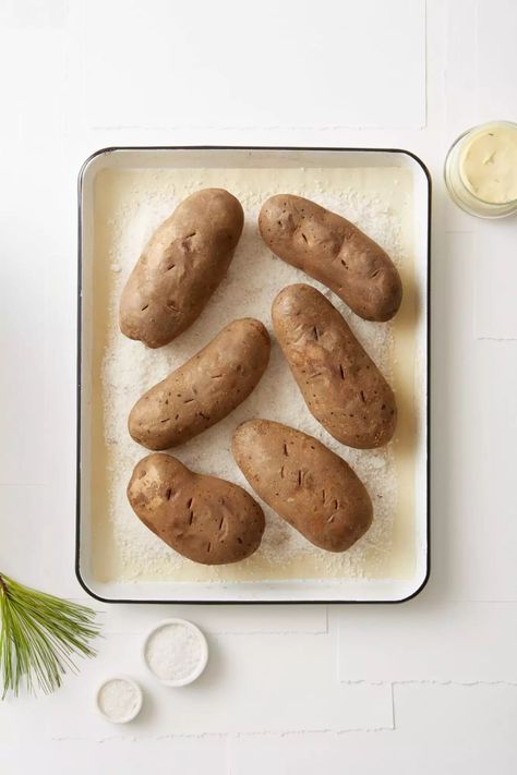 Baked Potato Leftover Baked Potatoes, Potatoes Salad, Potatoes Baked, Potatoes Roasted, Leftover Food, Compost Pile, Homemade Mashed Potatoes, How To Store Potatoes, Grilled Potatoes