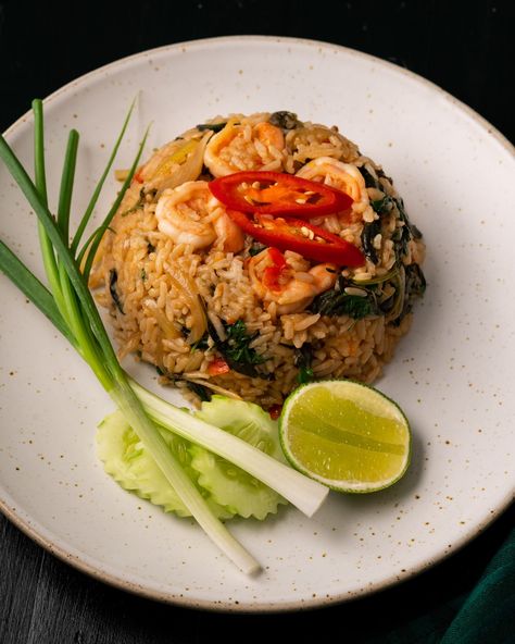 Basil Fried Rice Thai, Fried Rice Thai, Thai Chilli, Basil Fried Rice, Marion Grasby, Thai Rice, Noodle Bar, Bistro Food, Spicy Thai