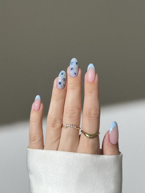 Shop our Influencers' top picks on Amazon Han Nails, Blue Ombre Nail Designs, Blue Ombre Nail, Shein Nails, Nails Inspo Spring, Spring Nail Art Ideas, Spring Almond Nails, Sky Blue Nails, Kutek Disney