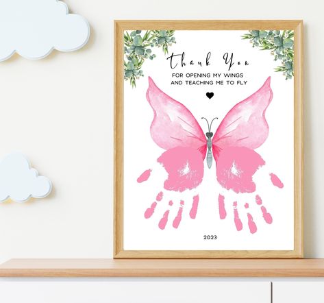 Teacher Appreciation Gift, Crafts for Kids, Handprint Craft Printable, Diy Craft for Child, Thank you Butterfly Handprint Art, Handprint Art For Grandma, Art Craft Kids, Handprint Butterfly, Flower Handprint, Mother's Day Activities, Easy Cartoon Drawings, Creation Art, Toddler Gift